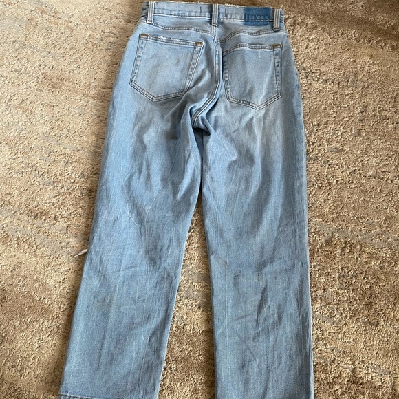 Abercrombie & Fitch The Ankle Straight Ultra High Rise Curve Love Distressed: 28 - Picture 9 of 9